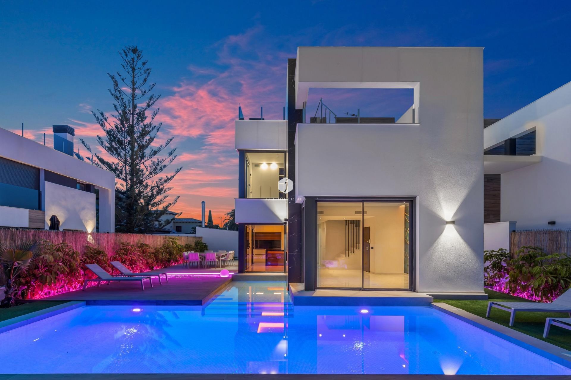 Tweedehands - Villa -
Torrevieja - Torreta Florida