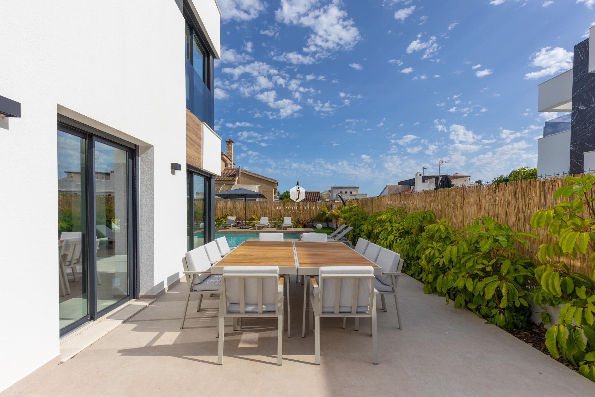 Tweedehands - Villa -
Torrevieja - Torreta Florida