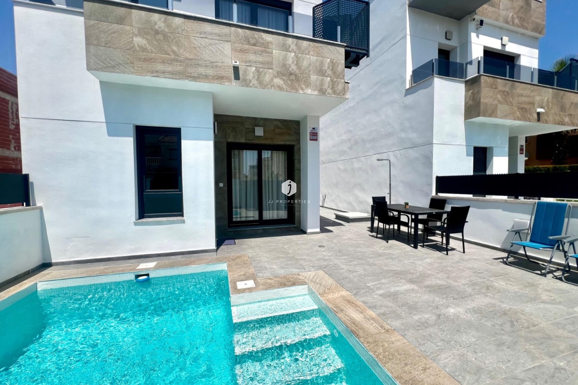 Tweedehands - Villa -
Torrevieja - Torretas