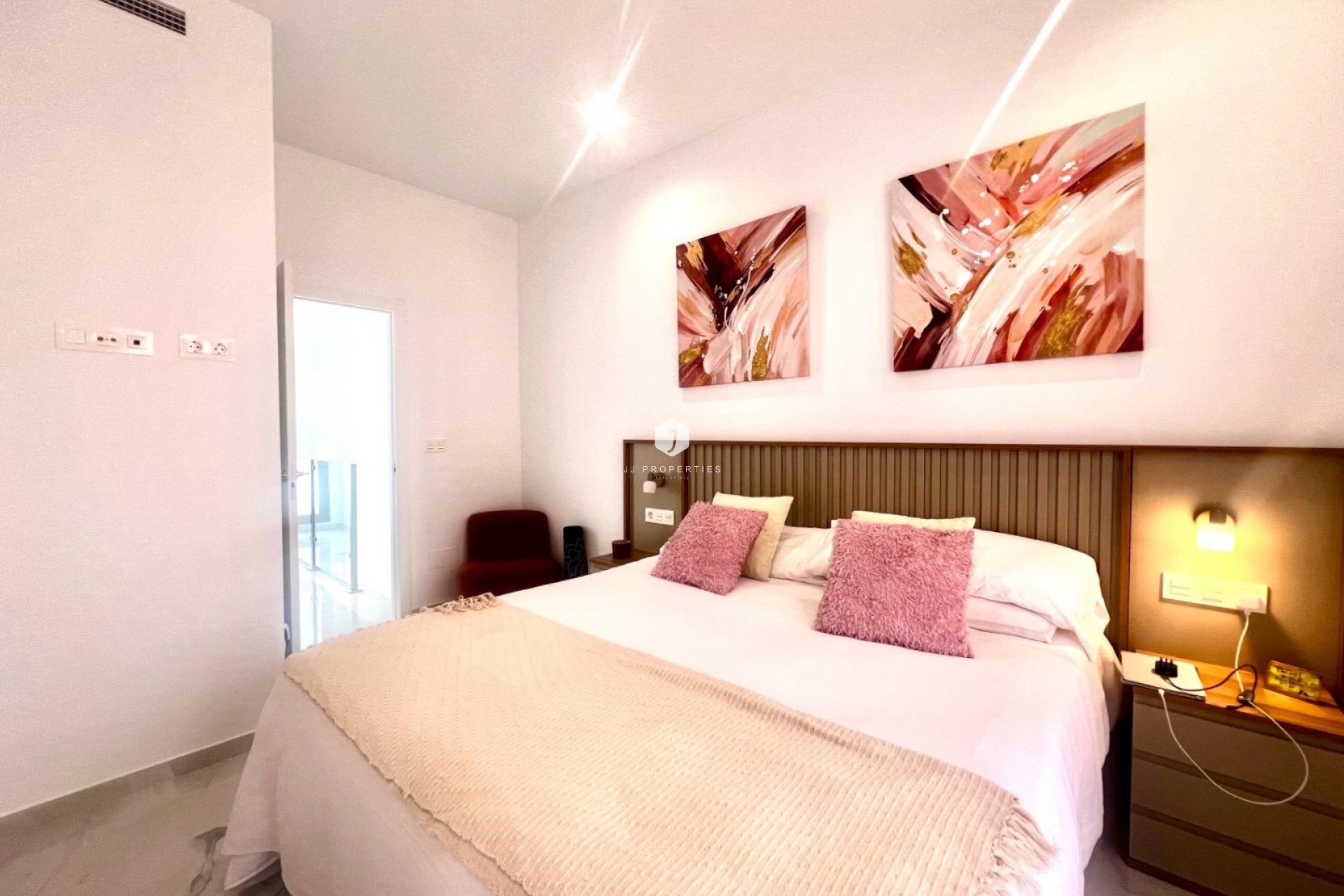 Tweedehands - Villa -
Torrevieja - Torretas