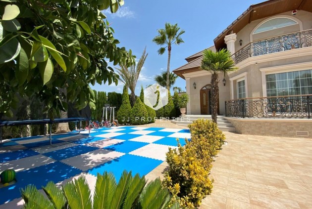 Villa - Aus zweiter Hand - Benijofar -
                Ciudad Quesada