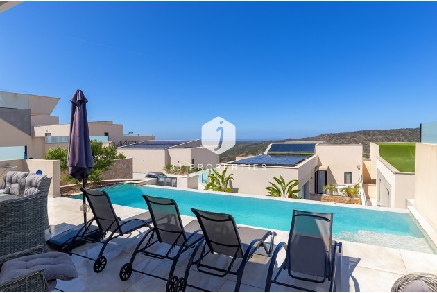 Villa - Aus zweiter Hand - Rojales -
                Inland