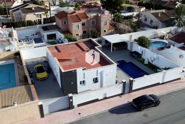 Villa - Aus zweiter Hand - Rojales -
                Inland