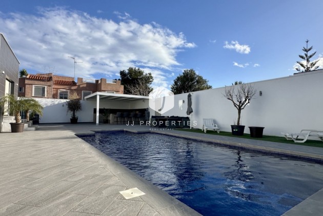 Villa - Aus zweiter Hand - Rojales -
                Inland