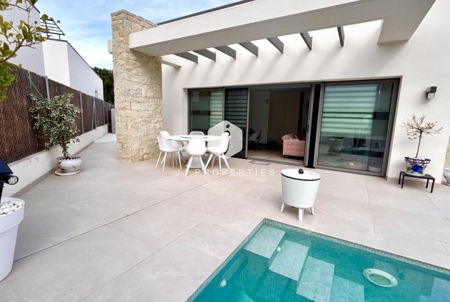 Villa - Aus zweiter Hand - San Miguel de Salinas -
                Costa Blanca