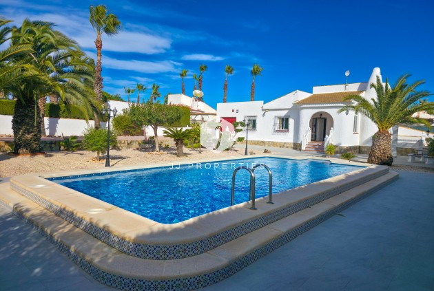 Villa - Aus zweiter Hand - Torrevieja -
                Costa Blanca