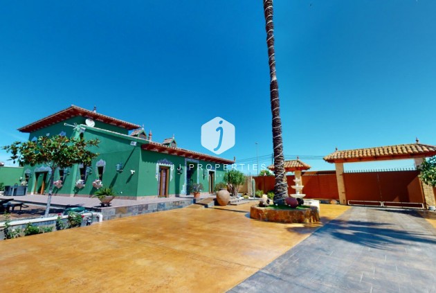 Villa - D'occasion - Almoradí -
                Inland