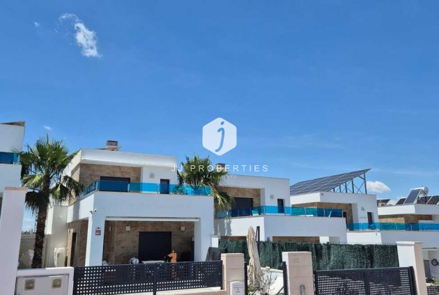 Villa - D'occasion - Bigastro -
                Costa Blanca