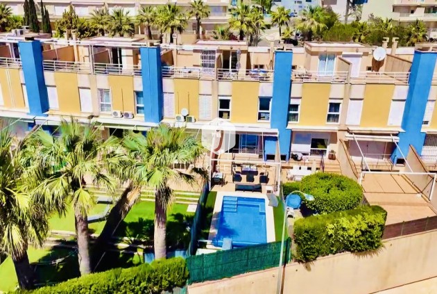 Villa - D'occasion - Cabo Roig -
                Costa Blanca