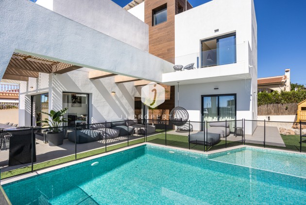 Villa - D'occasion -
            Ciudad Quesada - C-82874