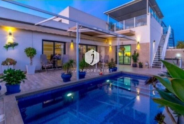 Villa - D'occasion - Daya Nueva -
                Costa Blanca