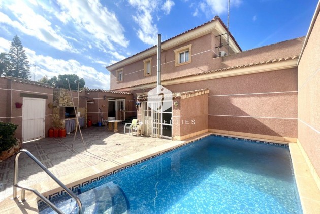 Villa - D'occasion - Formentera del Segura -
                Costa Blanca