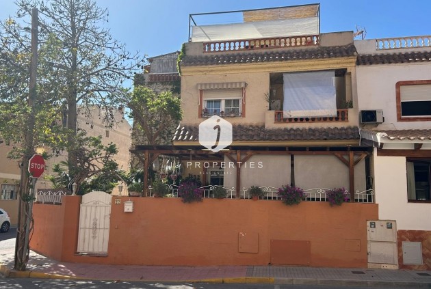 Villa - D'occasion - Los Montesinos -
                Costa Blanca