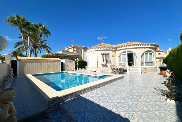 Villa - D'occasion - Orihuela Costa -
                Costa Blanca
