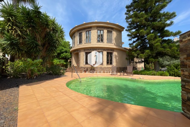 Villa - D'occasion - Rojales -
                Inland