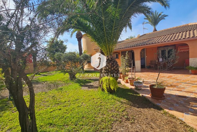 Villa - D'occasion - Torrevieja -
                San luis