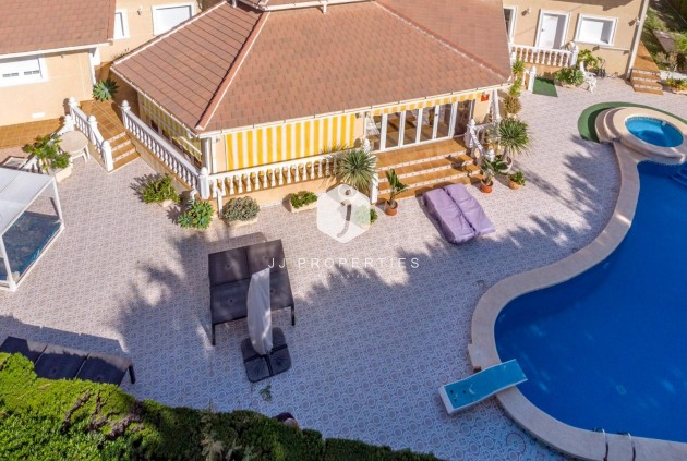 Villa de luxe - D'occasion -
            Orihuela Costa - JJ1046