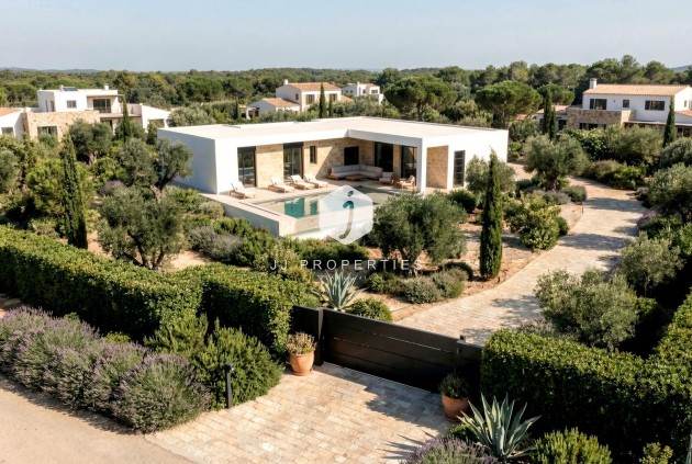 Villa - New Build - Aspe -
                urbanizaciones