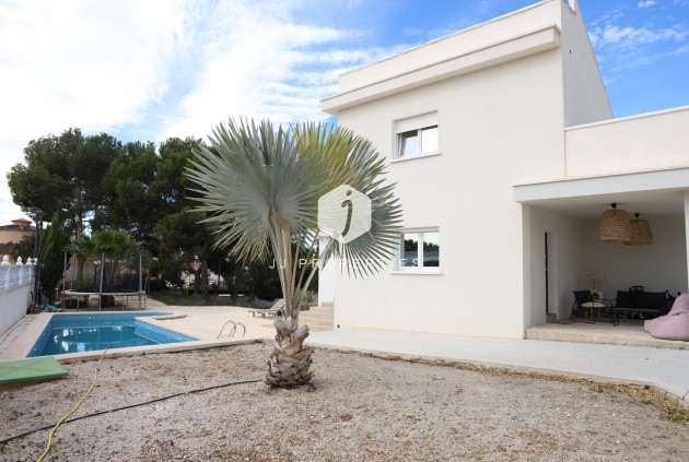 Villa - Resale - Ciudad Quesada -
                Costa Blanca Sur