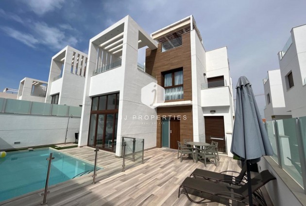 Villa - Resale - Los Altos -
                Costa Blanca