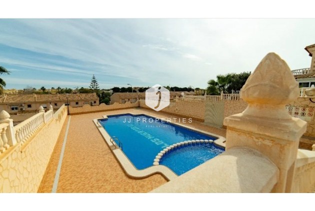 Villa - Resale - Los Balcones -
                Costa Blanca
