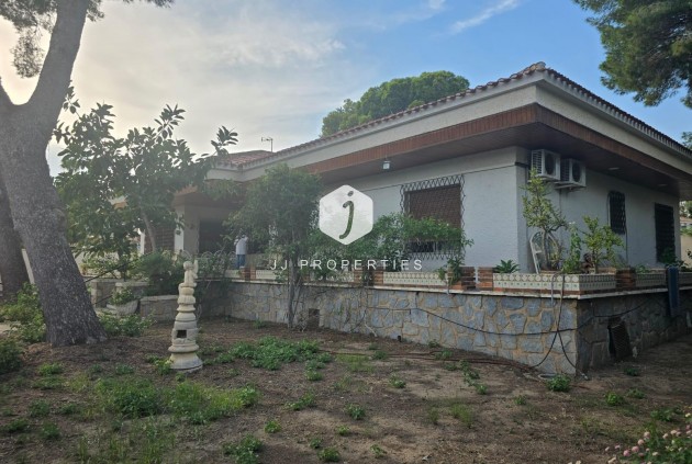 Villa - Resale - Orihuela Costa -
                Campoamor