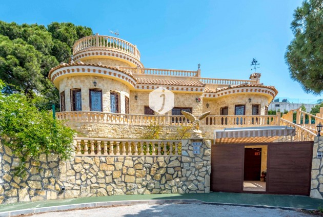 Villa - Resale - Orihuela Costa -
                Costa Blanca