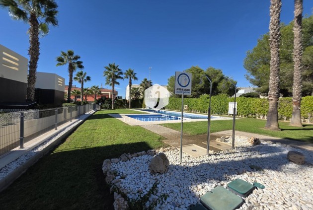 Villa - Resale - Orihuela Costa -
                Villamartín