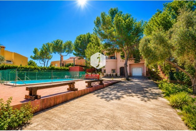 Villa - Resale - San Miguel de Salinas -
                Inland