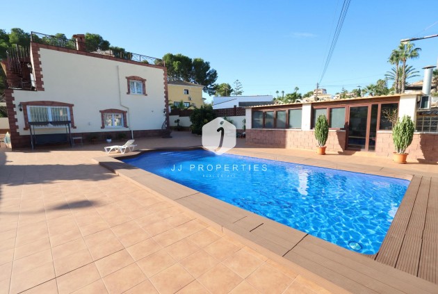 Villa - Resale - Torrevieja -
                Costa Blanca