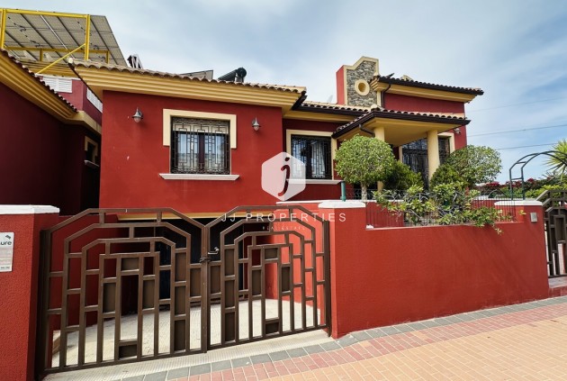 Villa - Segunda mano - Algorfa -
                Inland