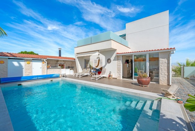 Villa - Segunda mano - Benijofar -
                Costa Blanca