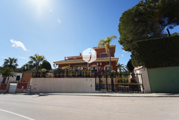 Villa - Segunda mano - Orihuela Costa -
                Campoamor