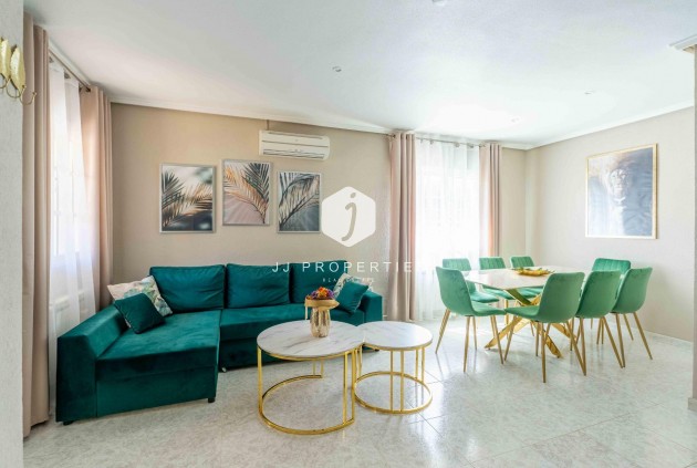 Villa - Segunda mano - Orihuela Costa -
                Punta Prima