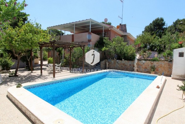 Villa - Segunda mano -
            Torrevieja - C-62284