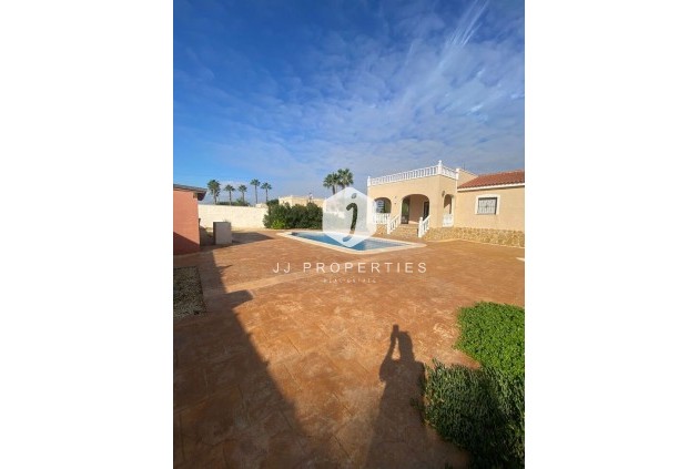 Villa - Tweedehands - Catral -
                Costa Blanca