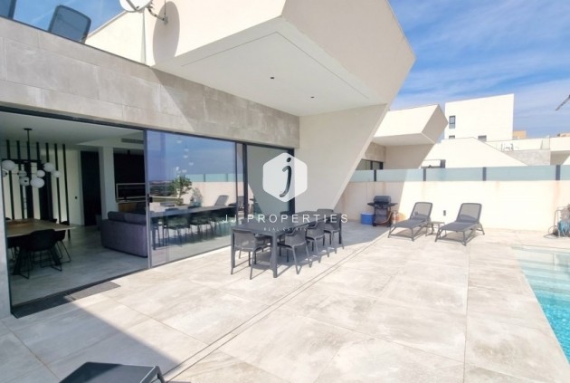 Villa - Tweedehands - Ciudad Quesada -
                Costa Blanca