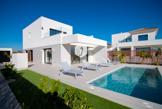 Villa - Tweedehands -
            Los Montesinos - C-11375