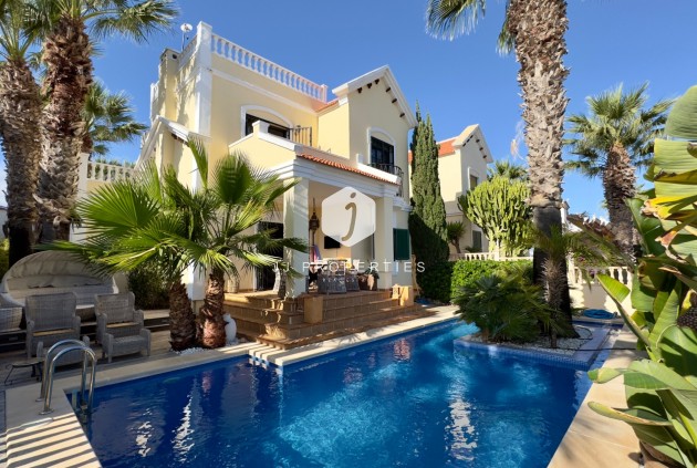 Villa - Tweedehands -
            Orihuela Costa - C-80862