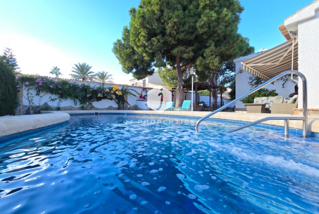 Villa - Tweedehands - Orihuela Costa -
                Costa Blanca