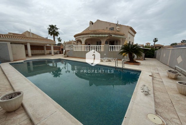 Villa - Tweedehands - Playa Flamenca -
                Costa Blanca