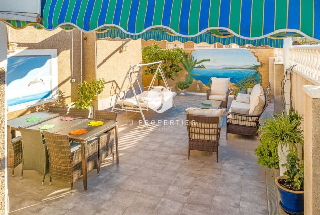 Villa - Tweedehands - Torrevieja -
                Costa Blanca