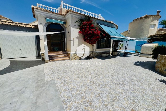 Villa - Tweedehands - Torrevieja -
                La Siesta - El Salado - Torreta