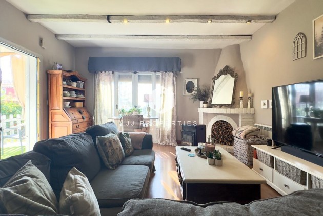 Villa - Tweedehands - Torrevieja -
                Torreblanca