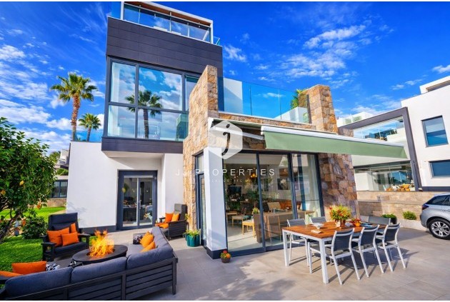 Villa - Z drugiej ręki - Cabo Roig -
                Costa Blanca