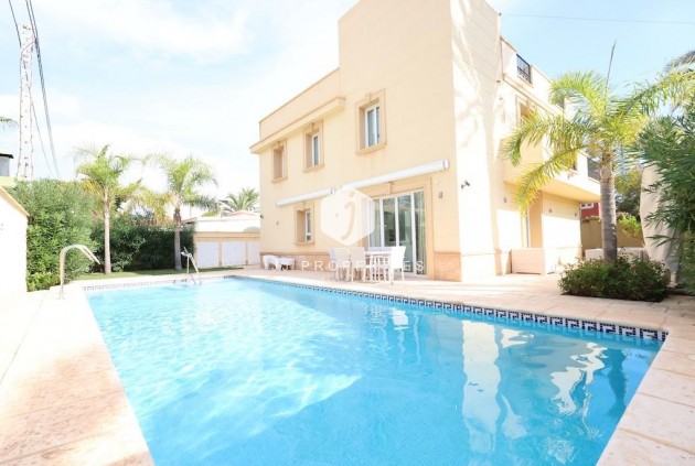 Villa - Z drugiej ręki - Cabo Roig -
                Costa Blanca