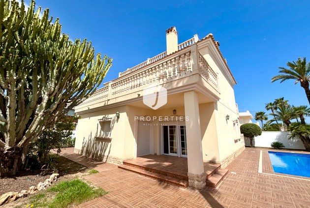 Villa - Z drugiej ręki - Cabo Roig -
                Costa Blanca