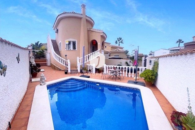 Villa - Z drugiej ręki - Ciudad Quesada -
                Costa Blanca