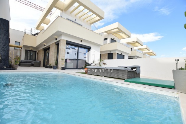 Villa - Z drugiej ręki -
            Los Montesinos - C-56033