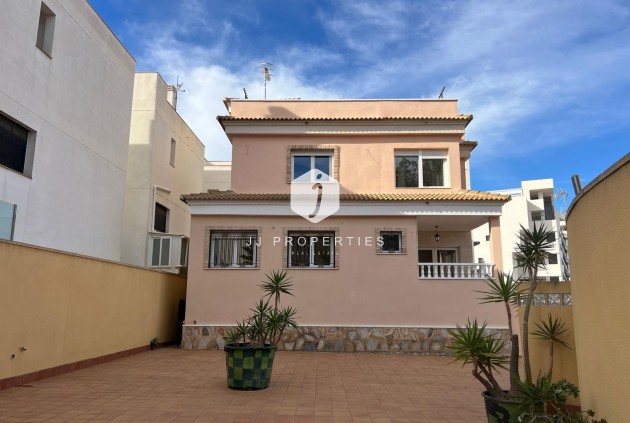 Villa - Z drugiej ręki - Orihuela Costa -
                Villamartín-las Filipinas